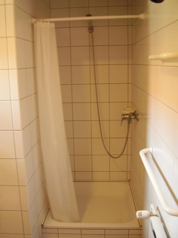 Csenye Vendeghaz Hotell Exteriör bild